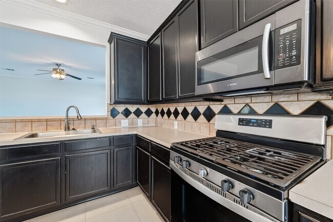 Building Photo - 19326 Colony Trail Ln