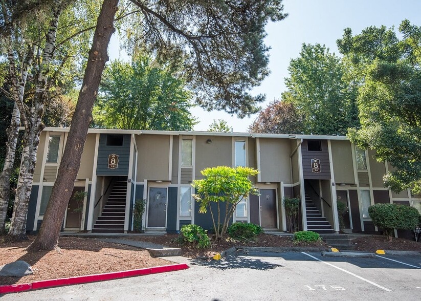 Building Photo - Rolling Hills Apartments