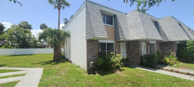 Building Photo - 1610 S Palmetto Ave