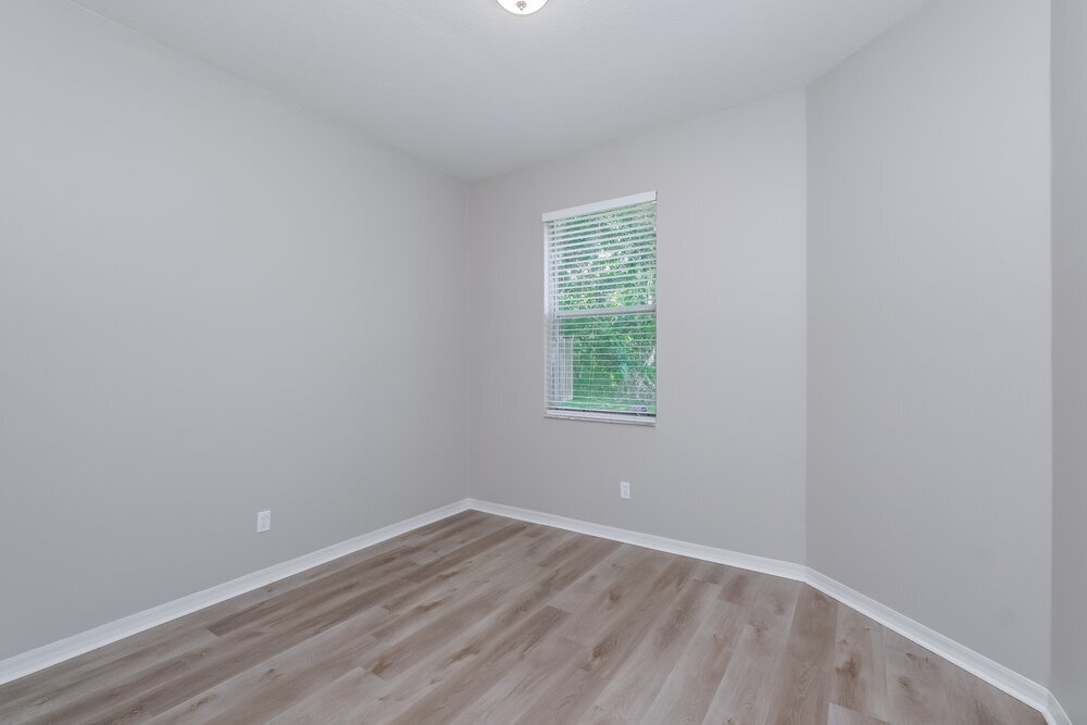 Building Photo - 1614 Wakefield Dr