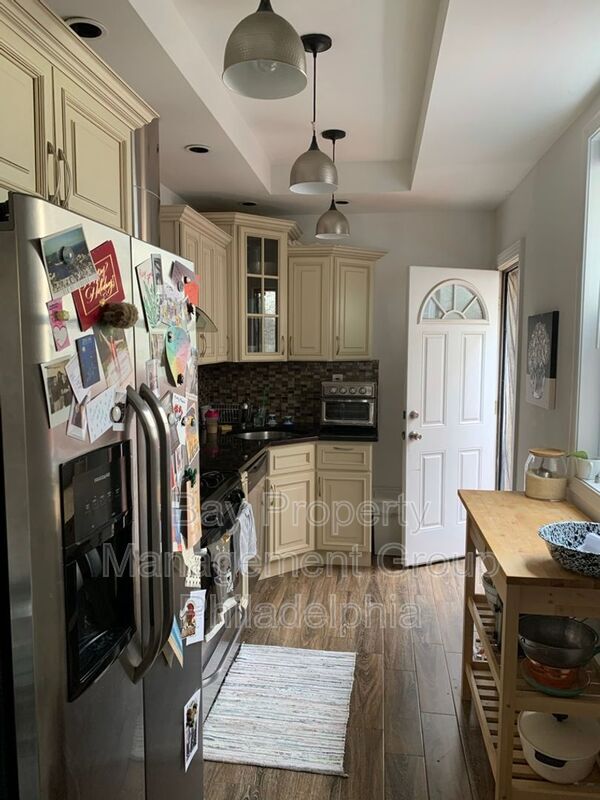 Building Photo - 2018 N Hancock St