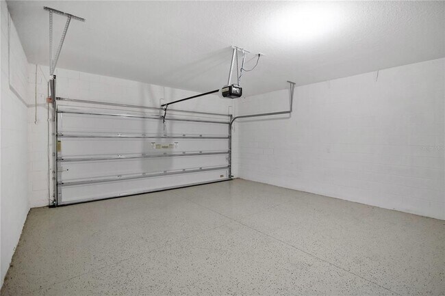 Building Photo - 7699 Oakmoss Loop