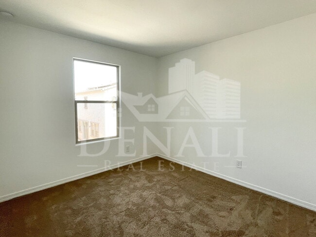 Building Photo - 14274 W Bronco Trl