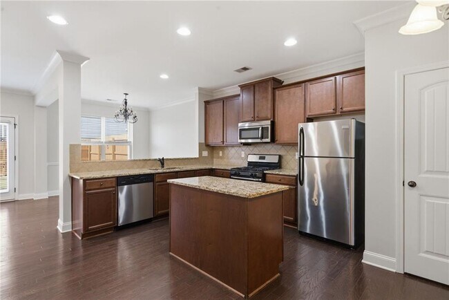 Building Photo - 955 Firethorne Pass