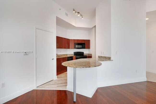 Building Photo - 7280 SW 90th St