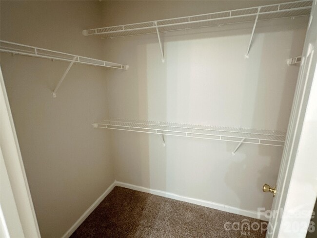 Building Photo - 7629 Abigail Glen Dr