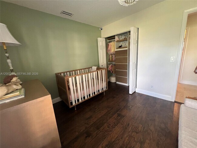 Building Photo - 6198 Brandon St