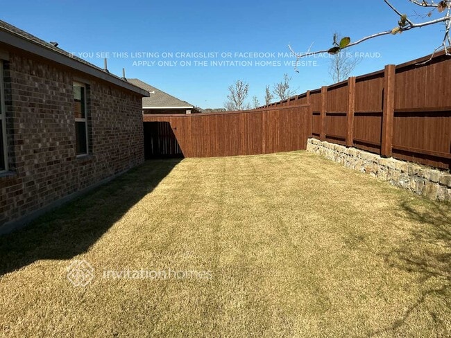 Building Photo - 3909 Amethyst Dr