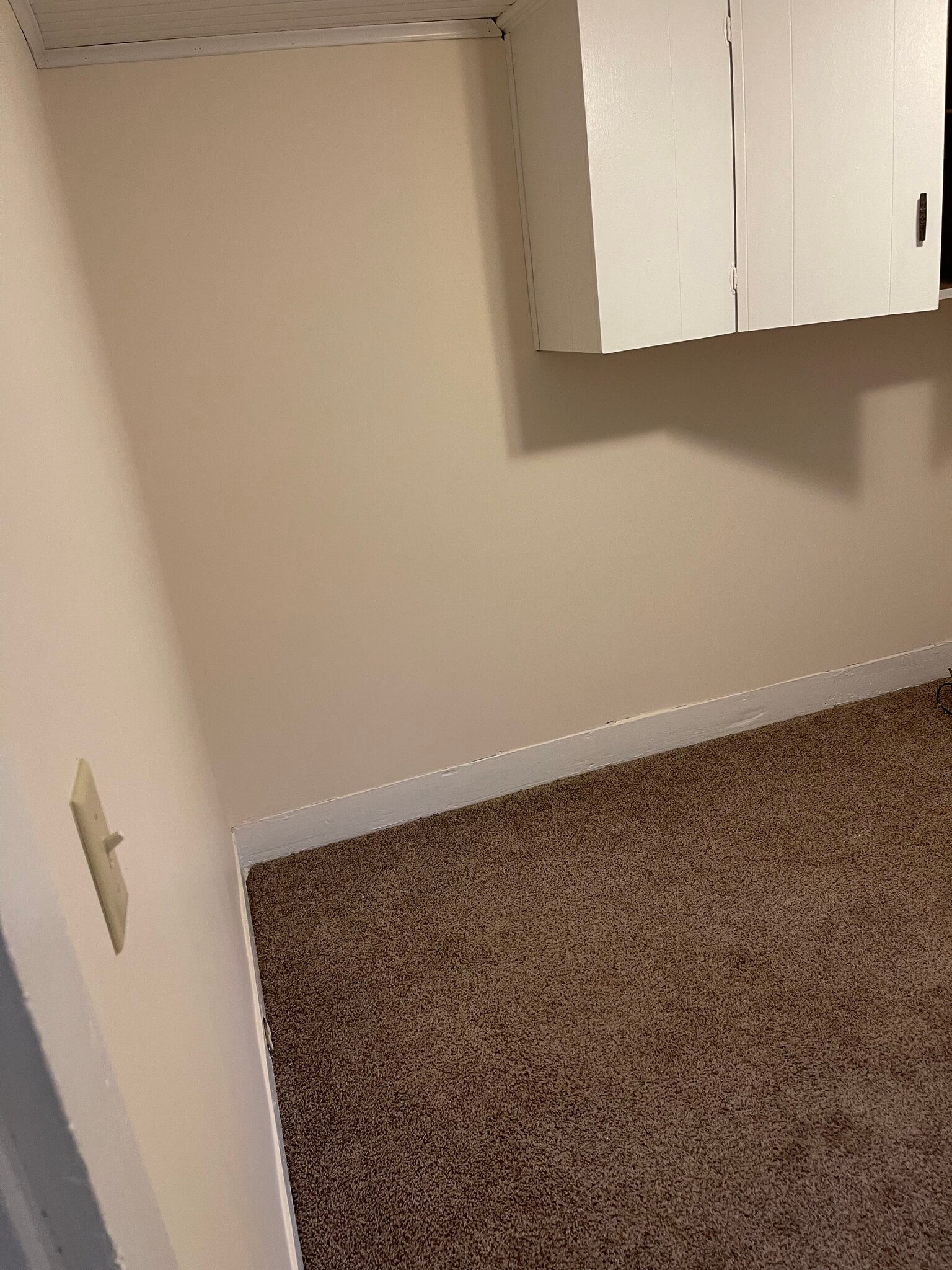 Bedroom 2. Approx 10x10 - 215 N Irvine St