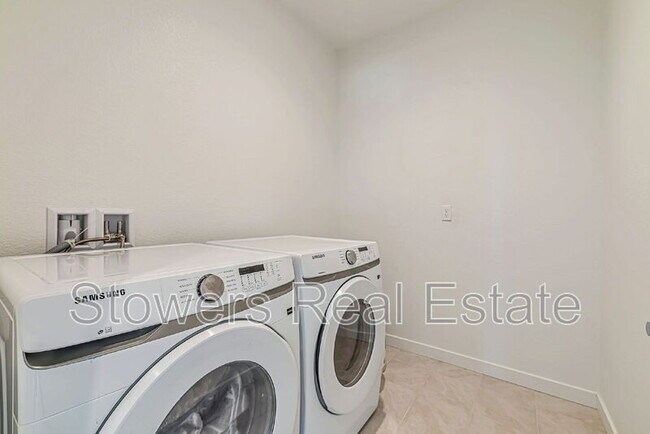 Building Photo - 5390 Clauzetto Wy