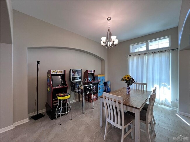 Building Photo - 40 Ensenada Ave