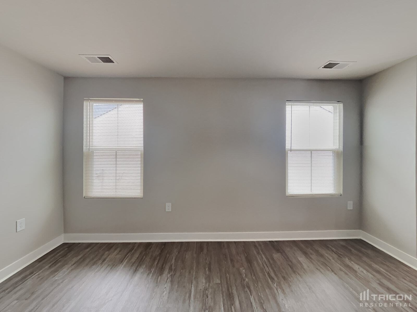 Building Photo - 215 Wellwood Way