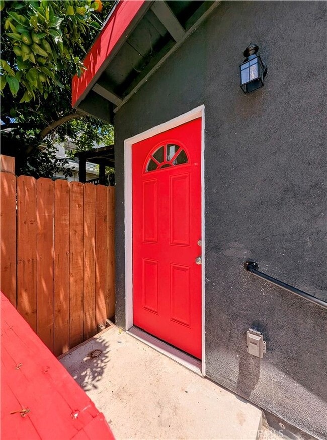 Building Photo - 1575 1/2 Munson Ave-1/2-1/2