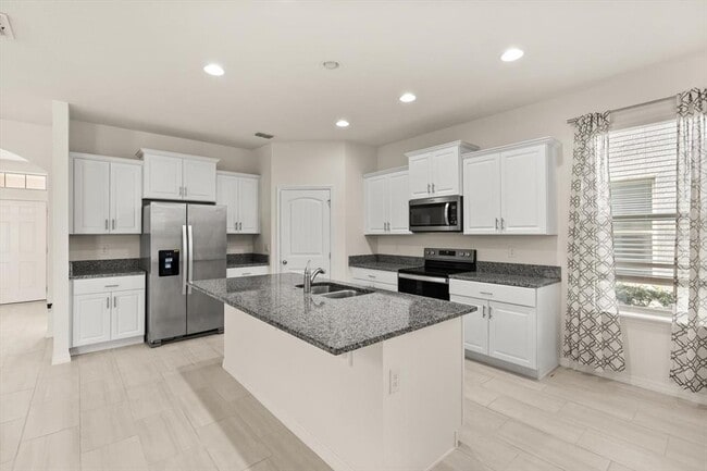 Building Photo - 16477 Point Rock Dr