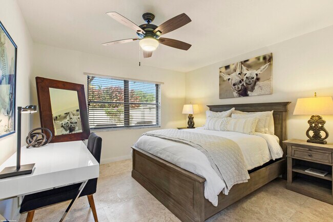 Building Photo - 13424 Bedford Mews Ct