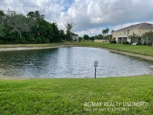 Building Photo - 716 Wiltonway Dr