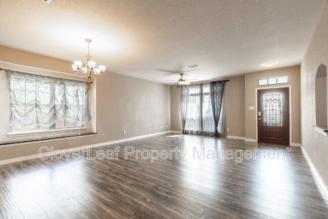 Building Photo - 407 Marbella Vista