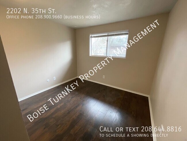 Building Photo - 2202 N 35th St