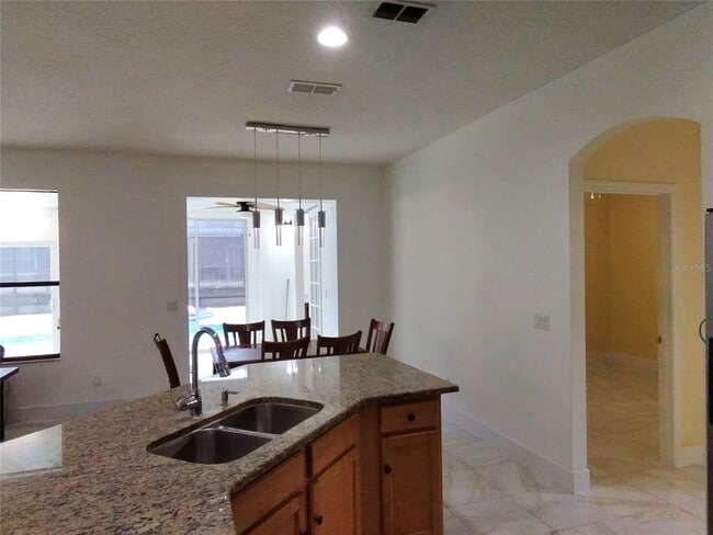 Building Photo - 871 Blairmont Ln