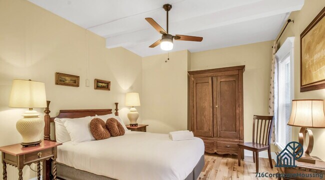 Building Photo - Furnished 1-Bedroom Apartment on Glendale Pl