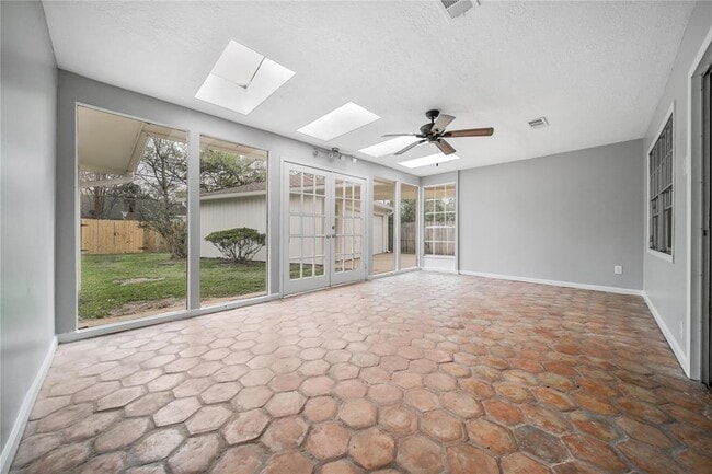 Building Photo - 1059 Richelieu Ln