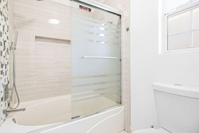 Building Photo - Charming 3-Bedroom Home with Modern Updates & Easy-Care Backyard