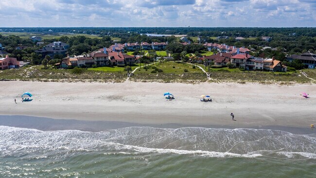 Building Photo - 38 Leeward Ct