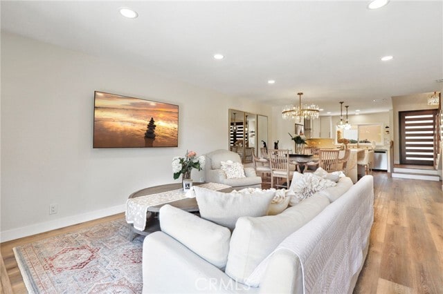 Building Photo - 2425 Vista Hogar