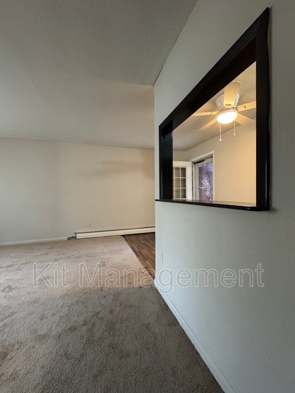 Building Photo - 4836 Douglas Rd