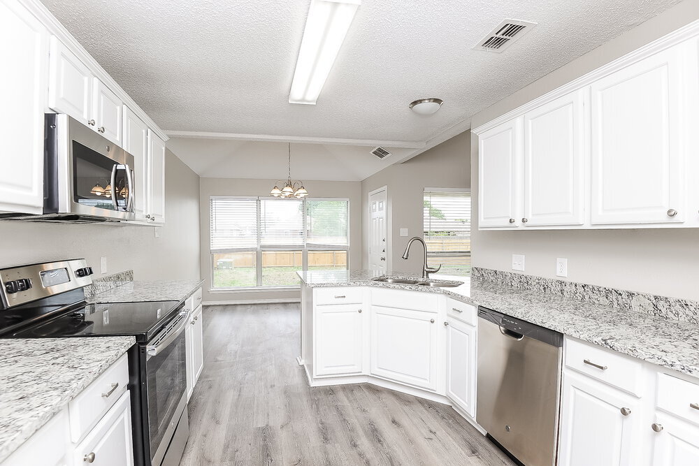 Building Photo - 930 Morgan Dr