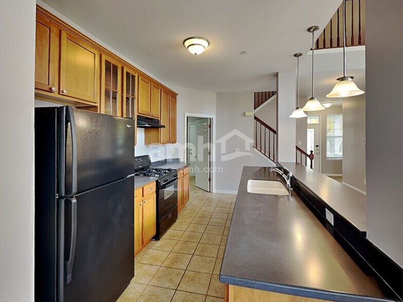 Building Photo - 4524 Winchester Ln