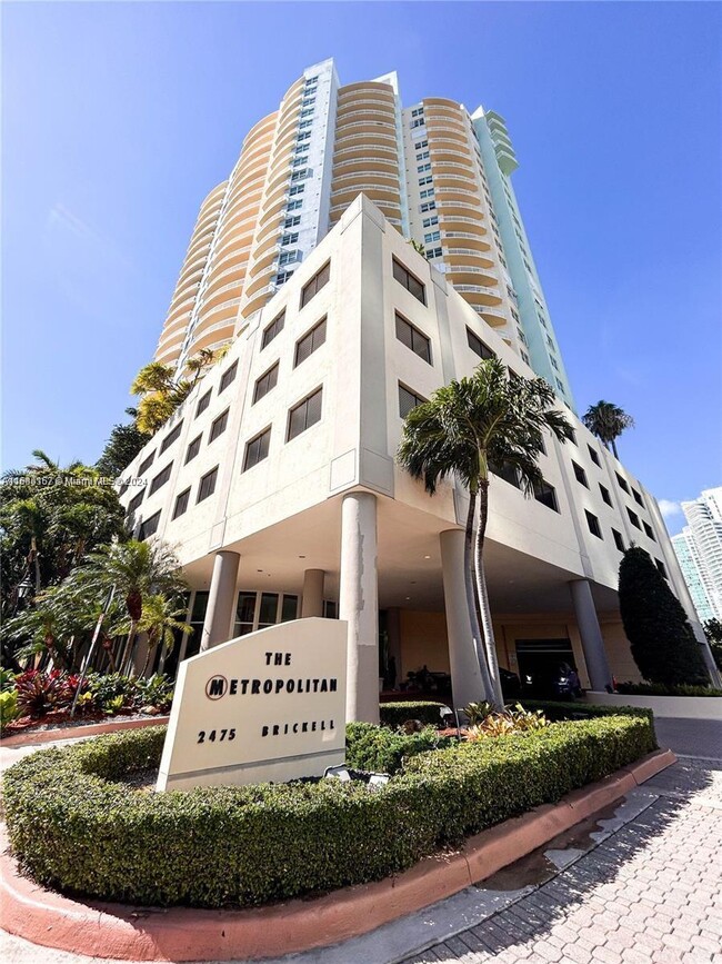 Primary Photo - 2475 Brickell Ave