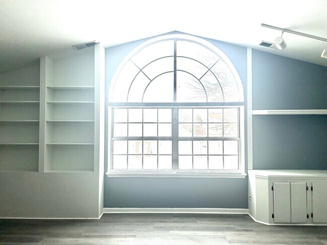 Building Photo - 15 Polk Ct