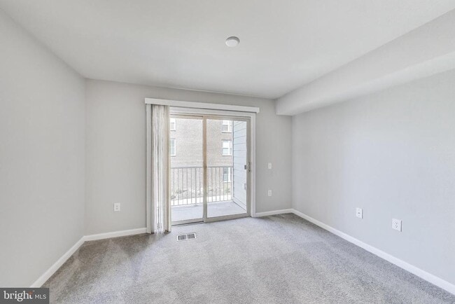 Building Photo - 645 Diamondback Dr