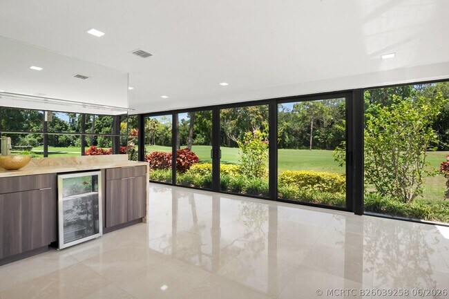 Building Photo - 21922 Cypress Dr