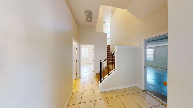 Building Photo - 4BR/4BA - POOL HOME     Calabay Park at To...