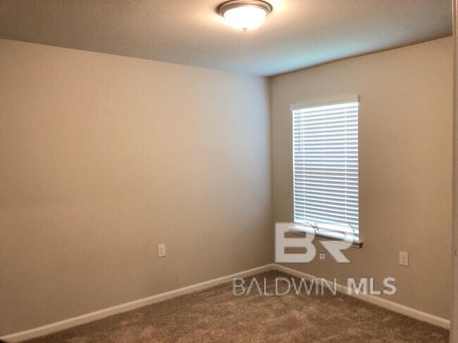 Building Photo - 8114 Irwin Loop