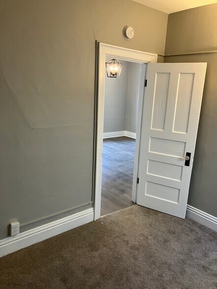 Building Photo - 31 Norman Ave