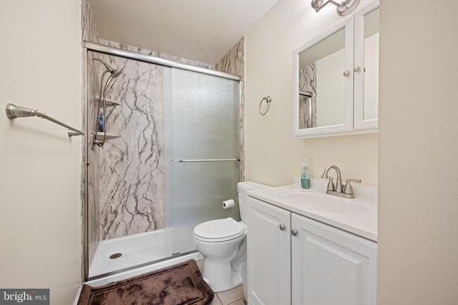 Building Photo - 143 Curtis Ave