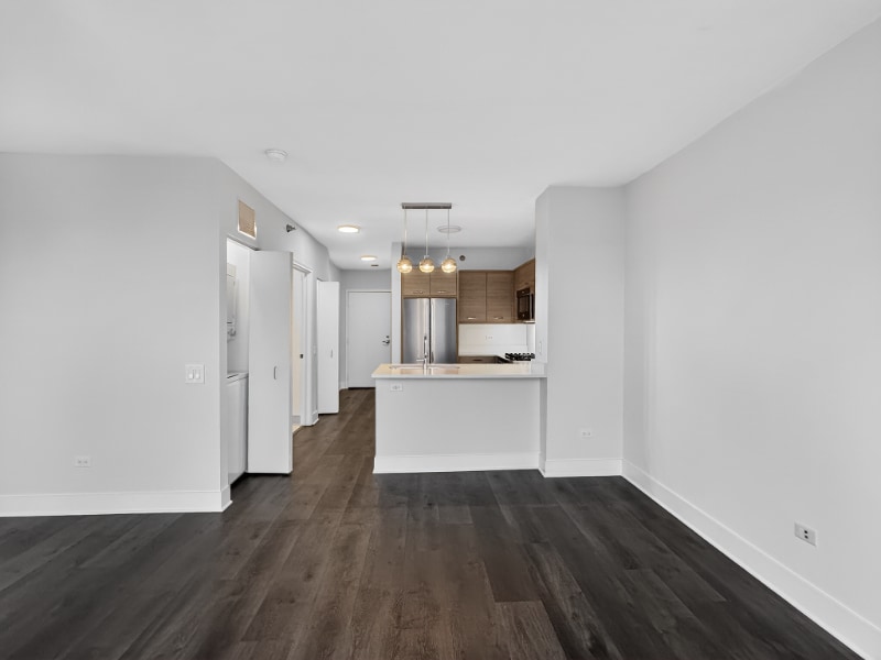 Building Photo - 302 N Canal St