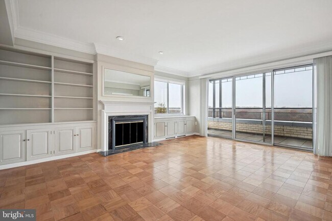 Building Photo - 10401 Grosvenor Pl