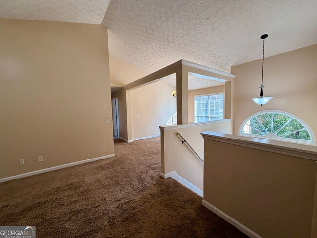 Building Photo - 604 Victorian Cir