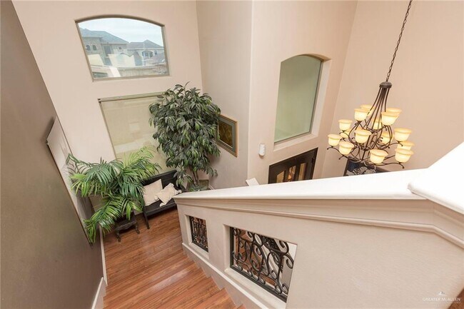 Building Photo - 5112 Nevis Dr