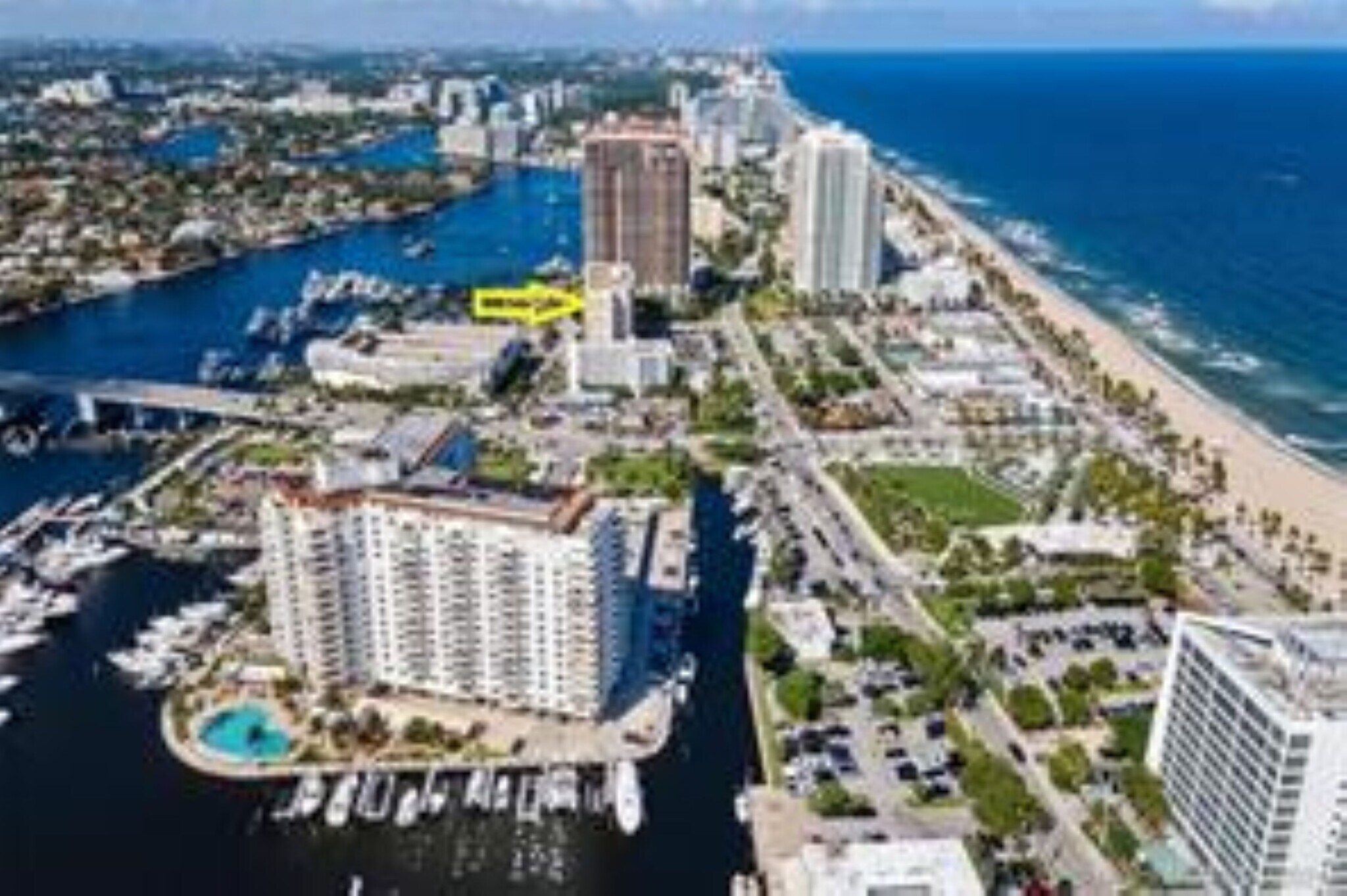 Building Photo - 200 S Birch Rd