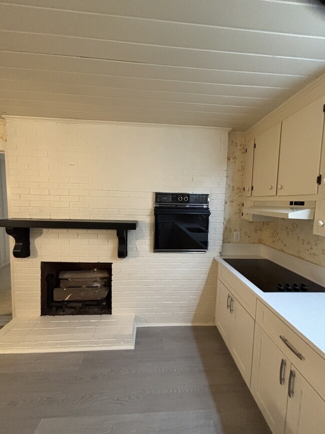 Building Photo - 2115 Galilee Rd