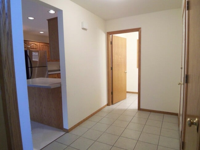 Building Photo - 6067 Cottontail Trail