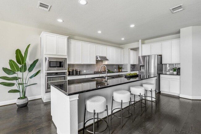 Building Photo - 2345 Ox Wagon Trail