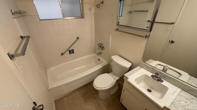 Building Photo - 10606 W Oakmont Dr