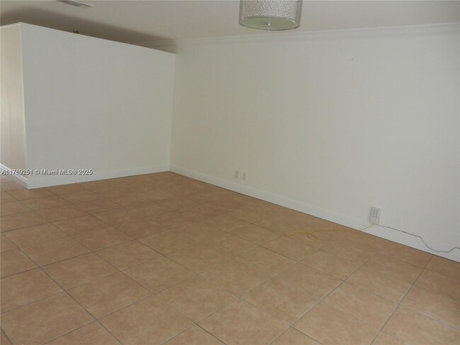 Building Photo - 9948 NW 10th St