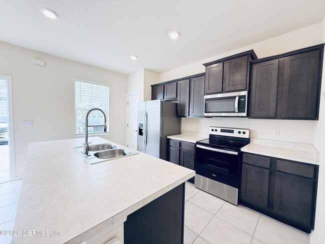 Building Photo - 847 Gate Run Rd